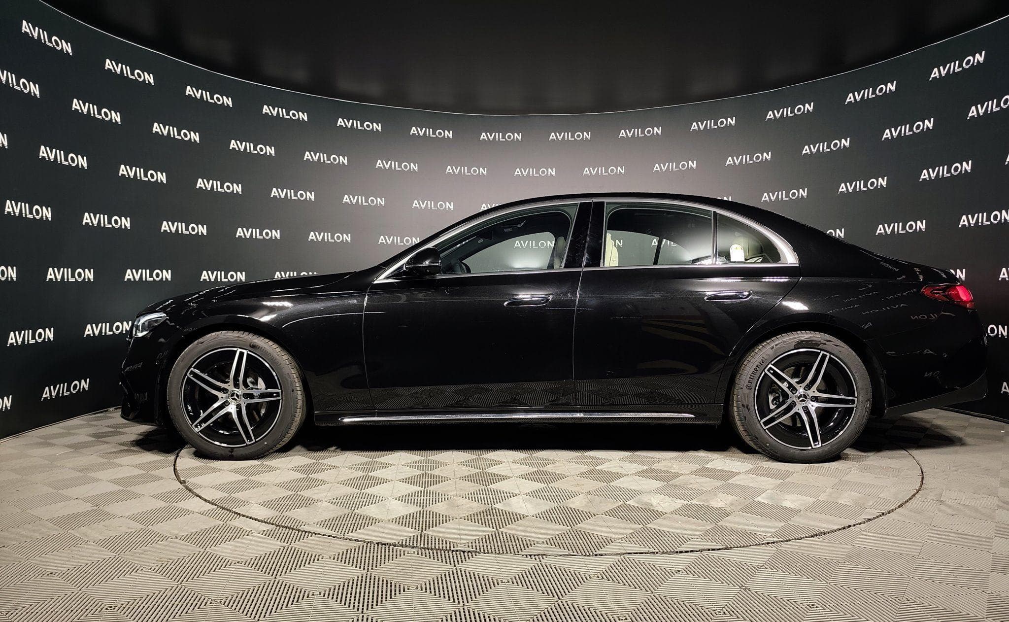 Mercedes-Benz E седан - 4