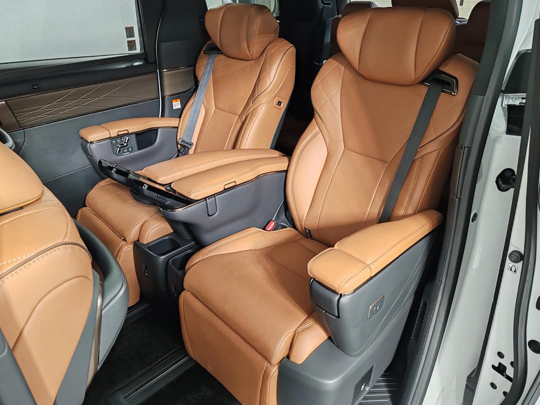 Toyota Alphard 2.5 HEV CVT в лизинг - 14
