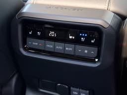 Toyota Land Cruiser Prado Premium VX-L 2.8d АКП в лизинг - 22