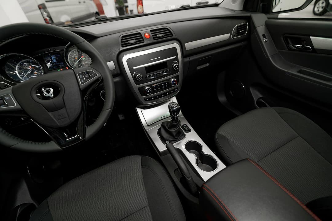 Sollers ST6 Comfort 2.0 MT 4WD в лизинг - 8