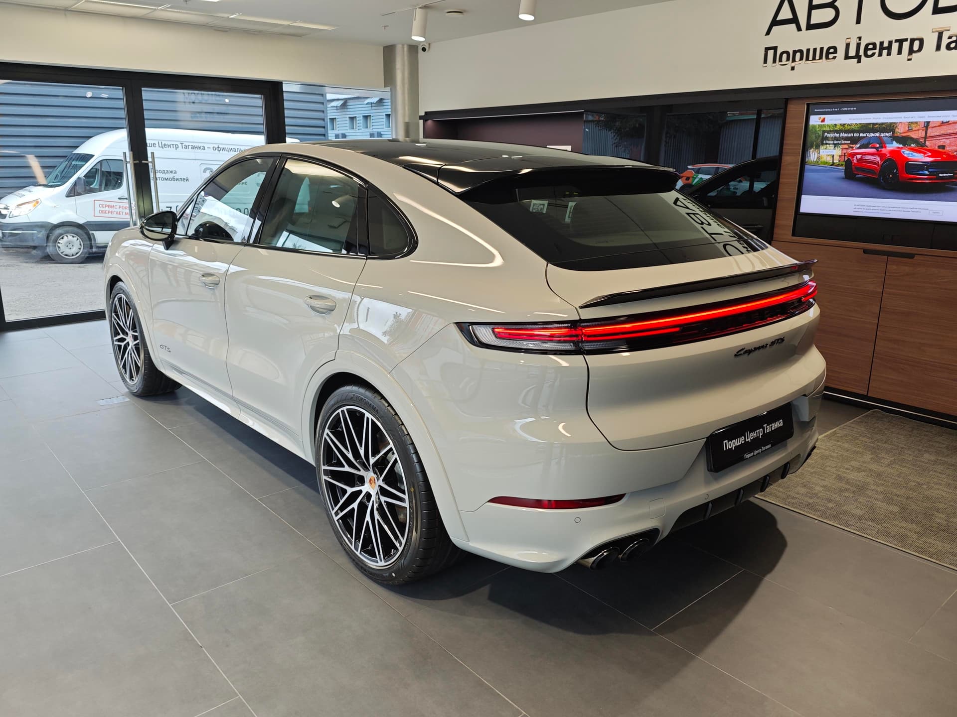 Porsche Cayenne GTS Coupe в лизинг - 6