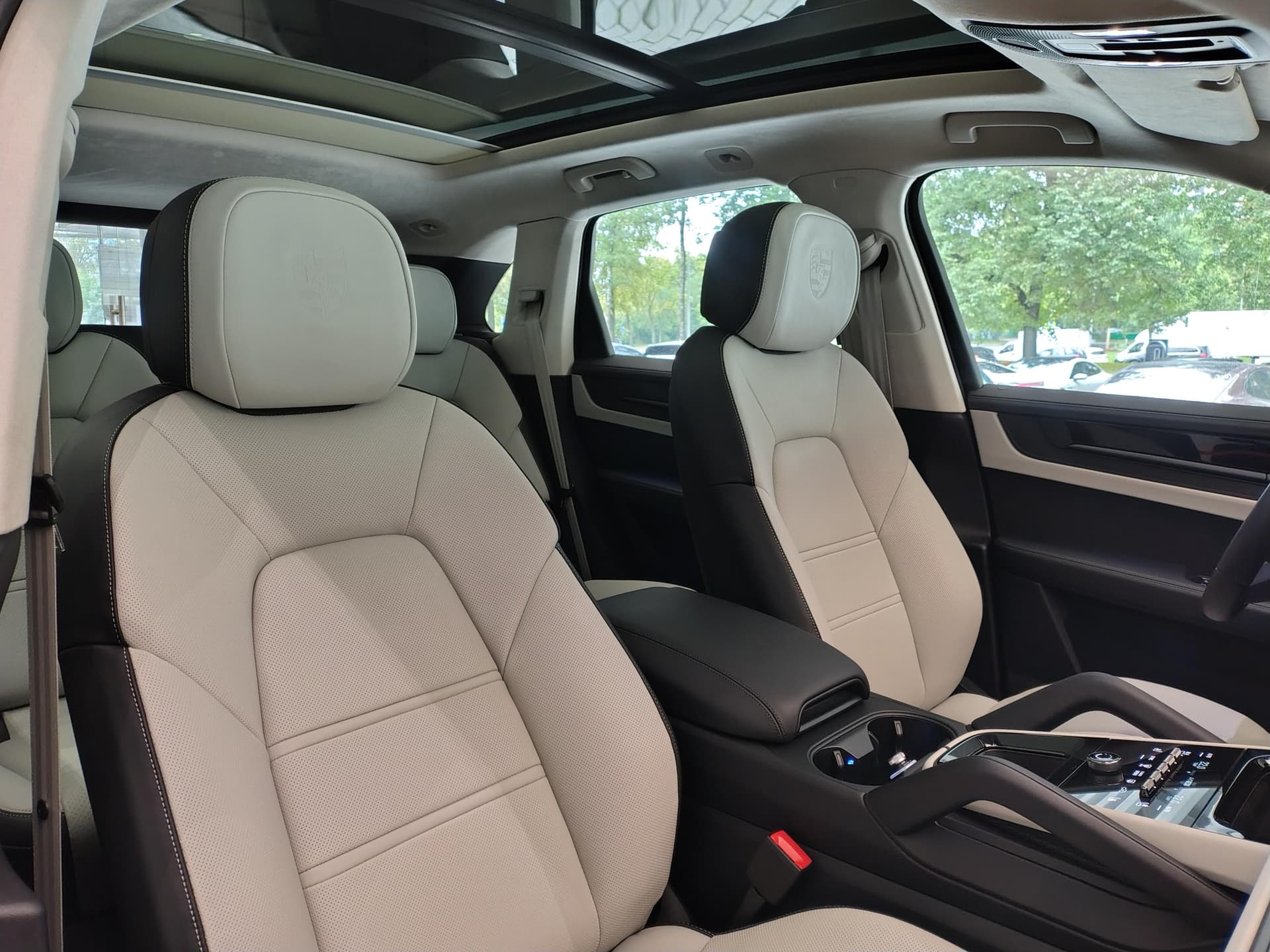 Porsche Cayenne E-Hybrid Black Edition в лизинг - 10