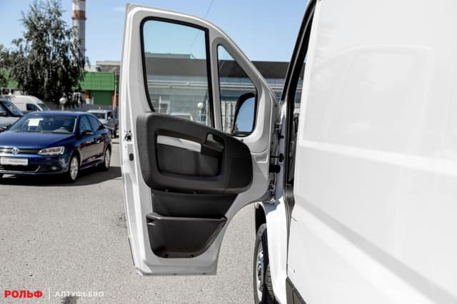 Peugeot Boxer FgTl 335 L3H2 2.2 BlueHDi 140hp 6MT в лизинг - 8