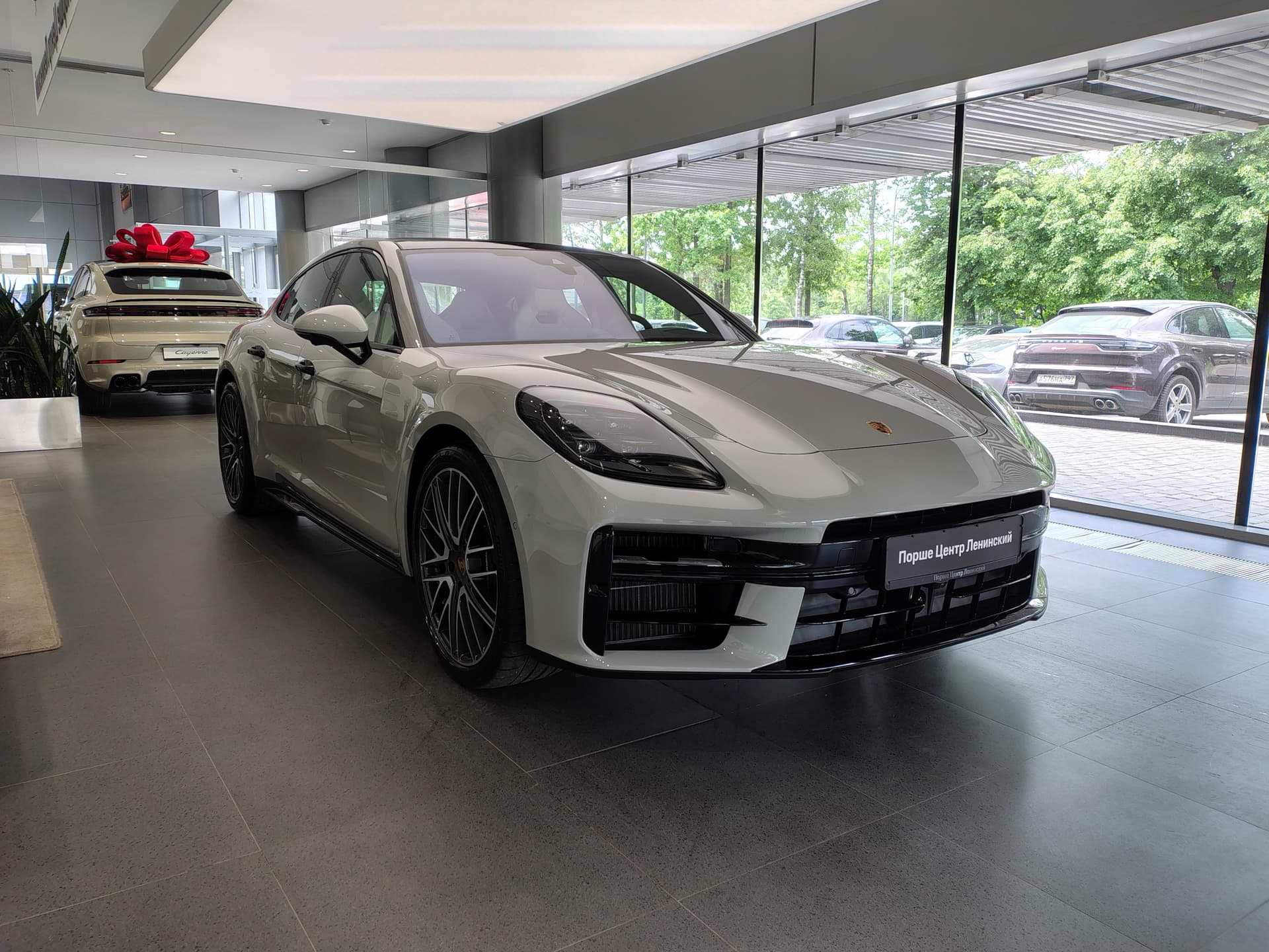 Porsche Panamera 4 в лизинг - 3