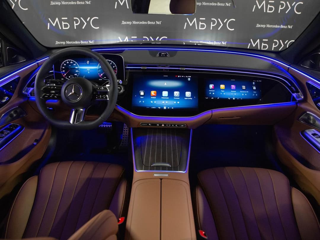 Mercedes-Benz E седан 300 полный привод АМГ Лайн (AMG Line) в лизинг - 3
