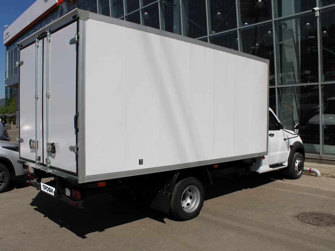 UAZ Profi Промтоварный фургон длинная база Base двускатный мост 4х2 2.7 5MT в лизинг - 7