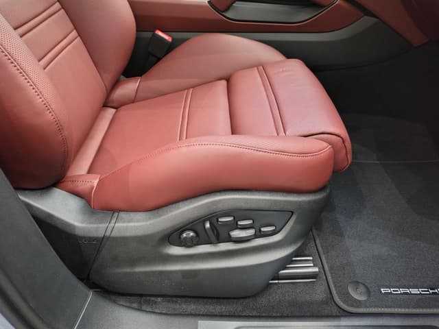 Porsche Cayenne GTS в лизинг - 20
