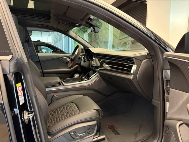 Audi RS Q8 quattro в лизинг - 12