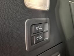 Toyota Land Cruiser 300 Люкс 7 мест 3.5 АТ в лизинг - 36