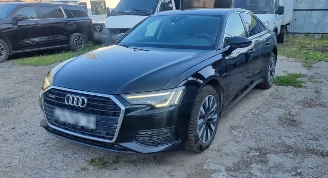 Audi A6 - 1