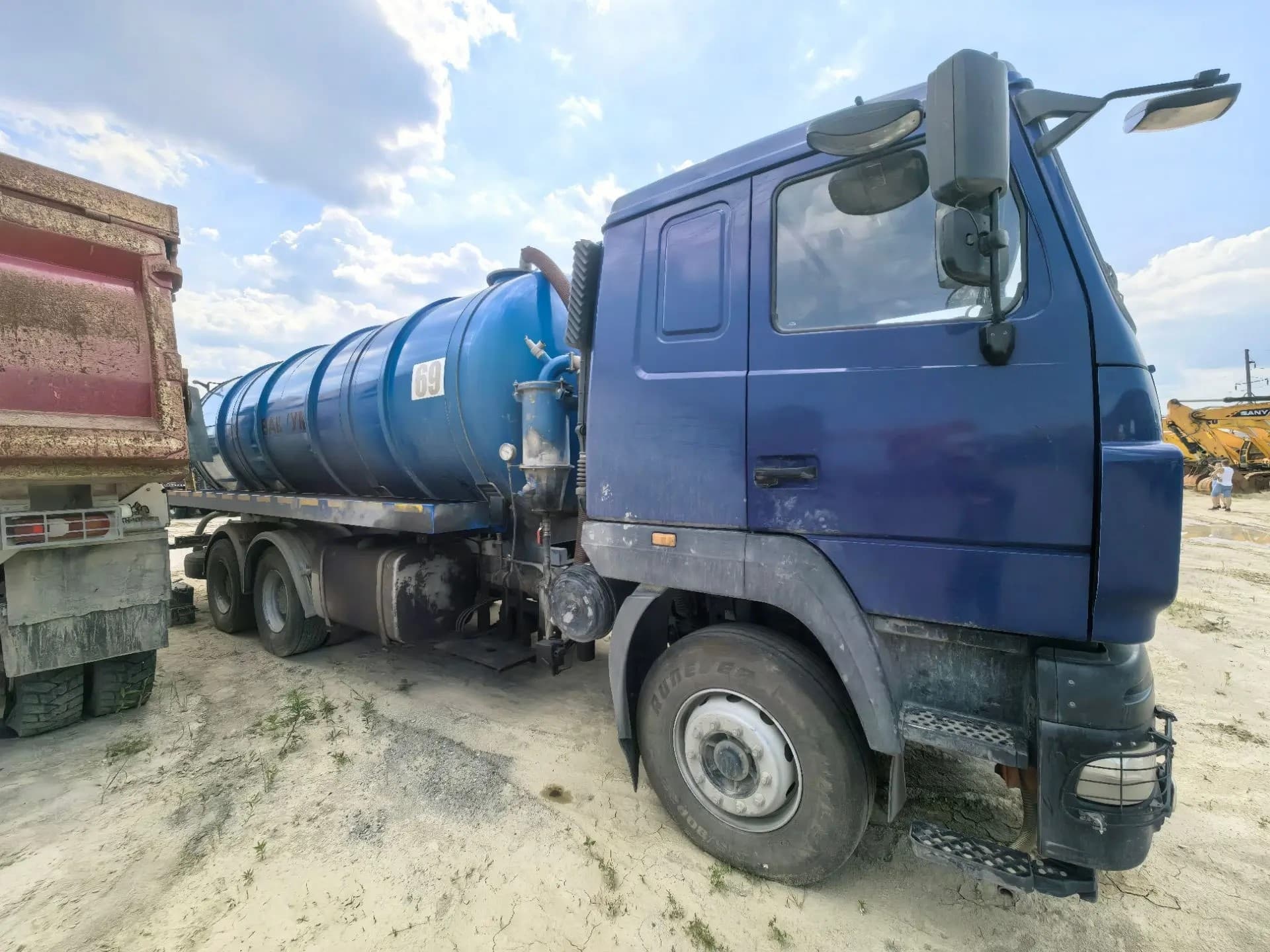 Автоспецтехника Слон 6602* на шасси МАЗ 6312 6x4 Автоцистерна вакуумная - 2