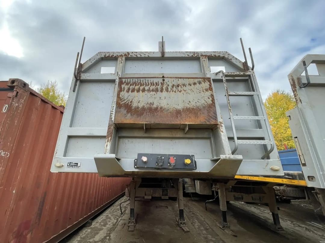 Производственная Компания Универсальной Спецтехники 4679* Полуприцеп бортовой - 1