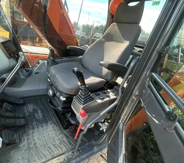 Doosan DX 225 Экскаватор - 5