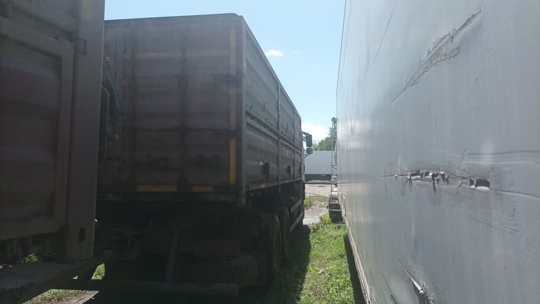 Автомастер 5589* на шасси FAW CA 3250 6x4 Зерновоз - 3
