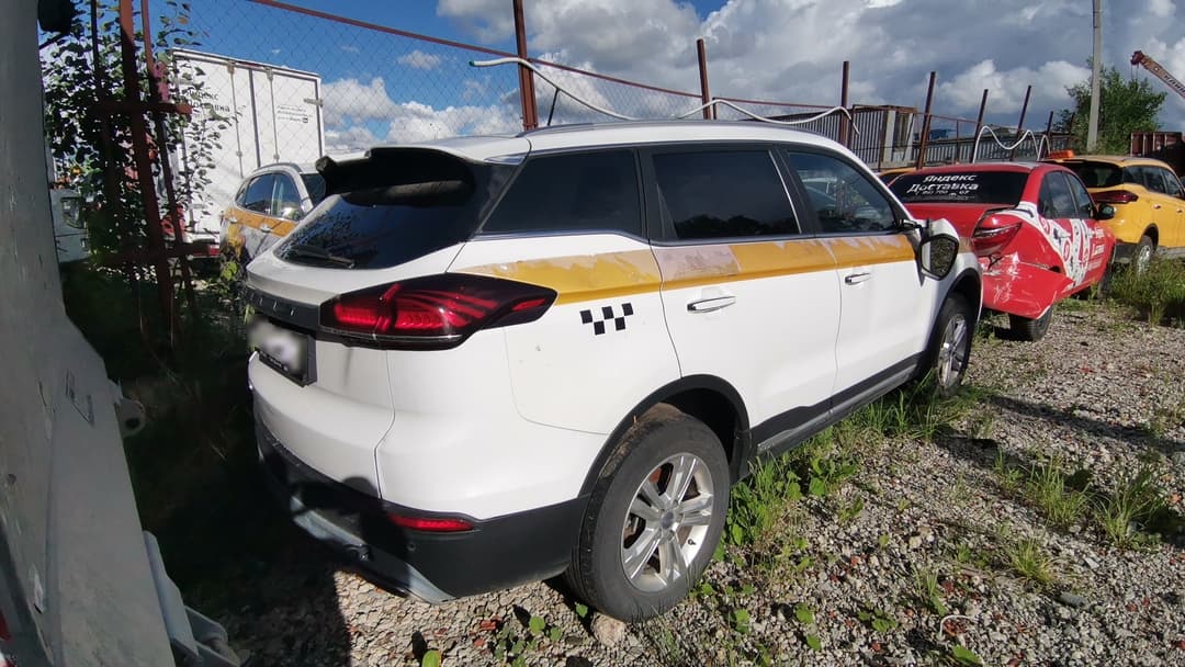 Geely Atlas Pro - 3