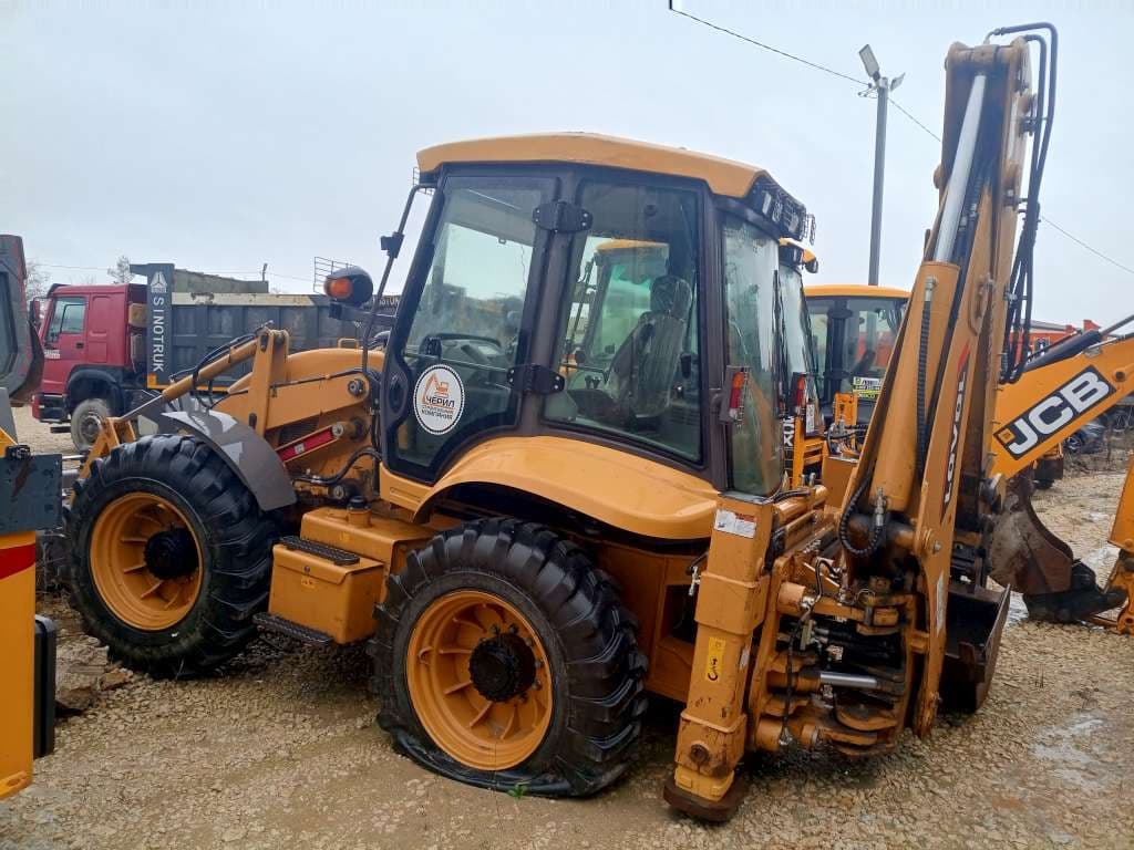 Lovol FLB468 Экскаватор-погрузчик - 4