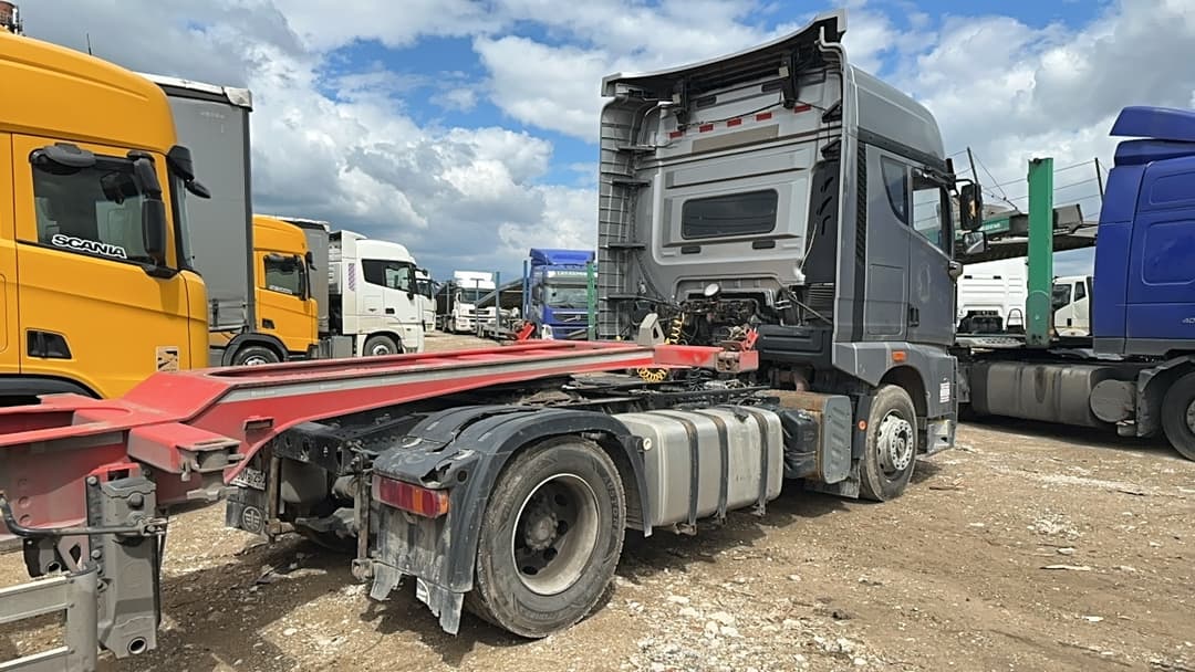 FAW JH6 4x2 Седельный тягач - 3