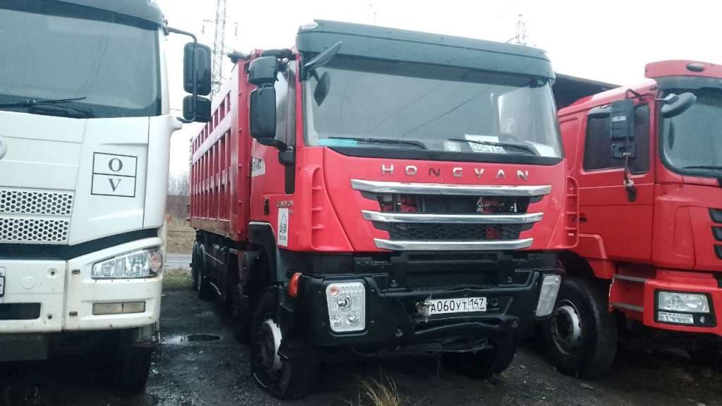 Hongyan CQ* 8x4 Самосвал - 2