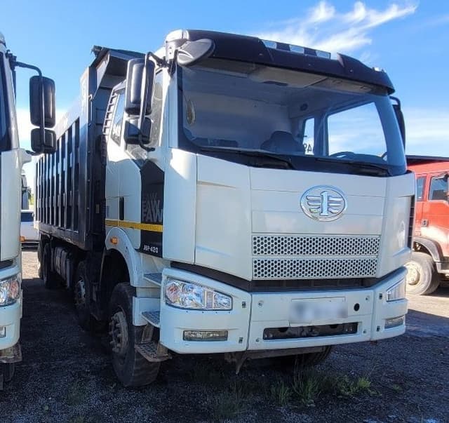 FAW J6 8x4 Самосвал - 2