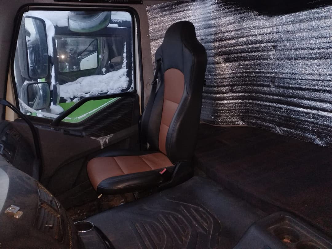 FAW CA 3310 8x4 Самосвал - 7