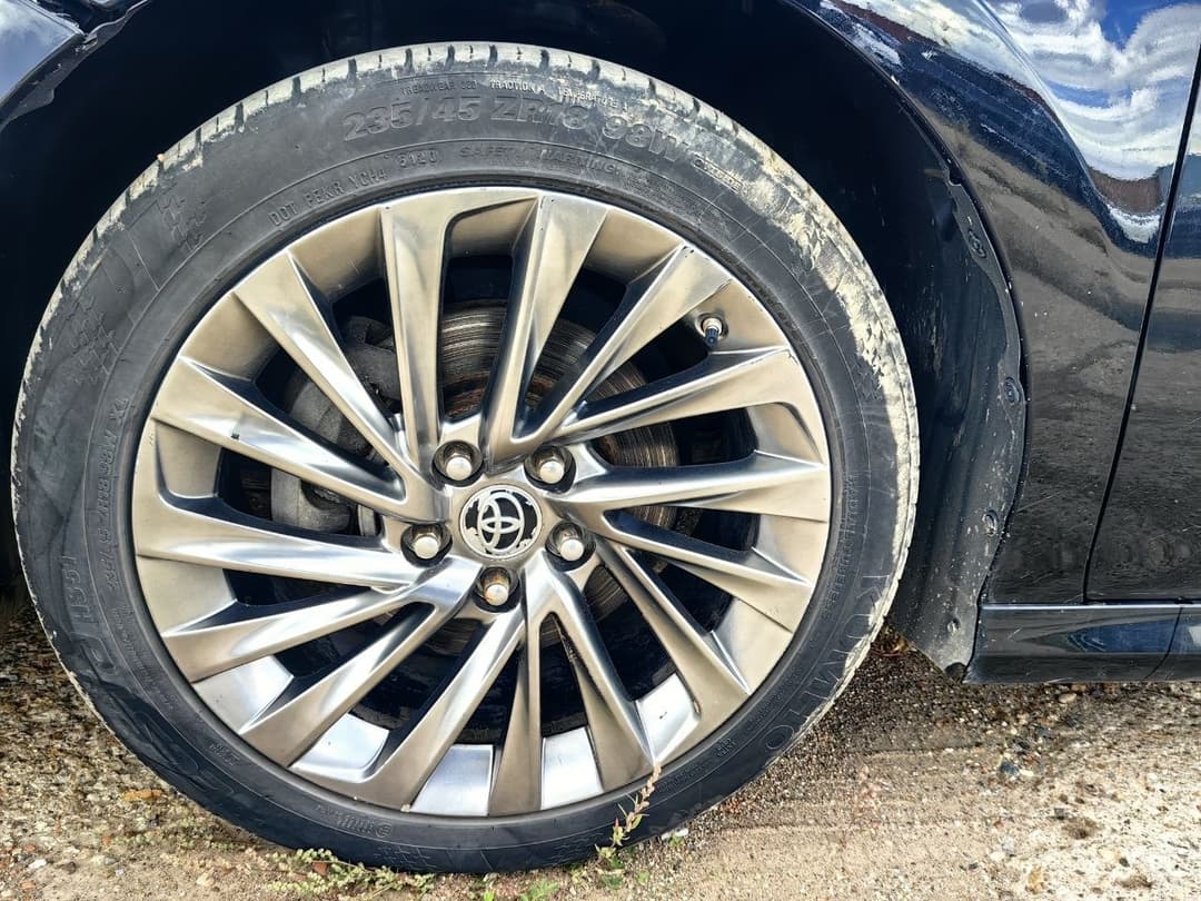 Toyota CAMRY - 10