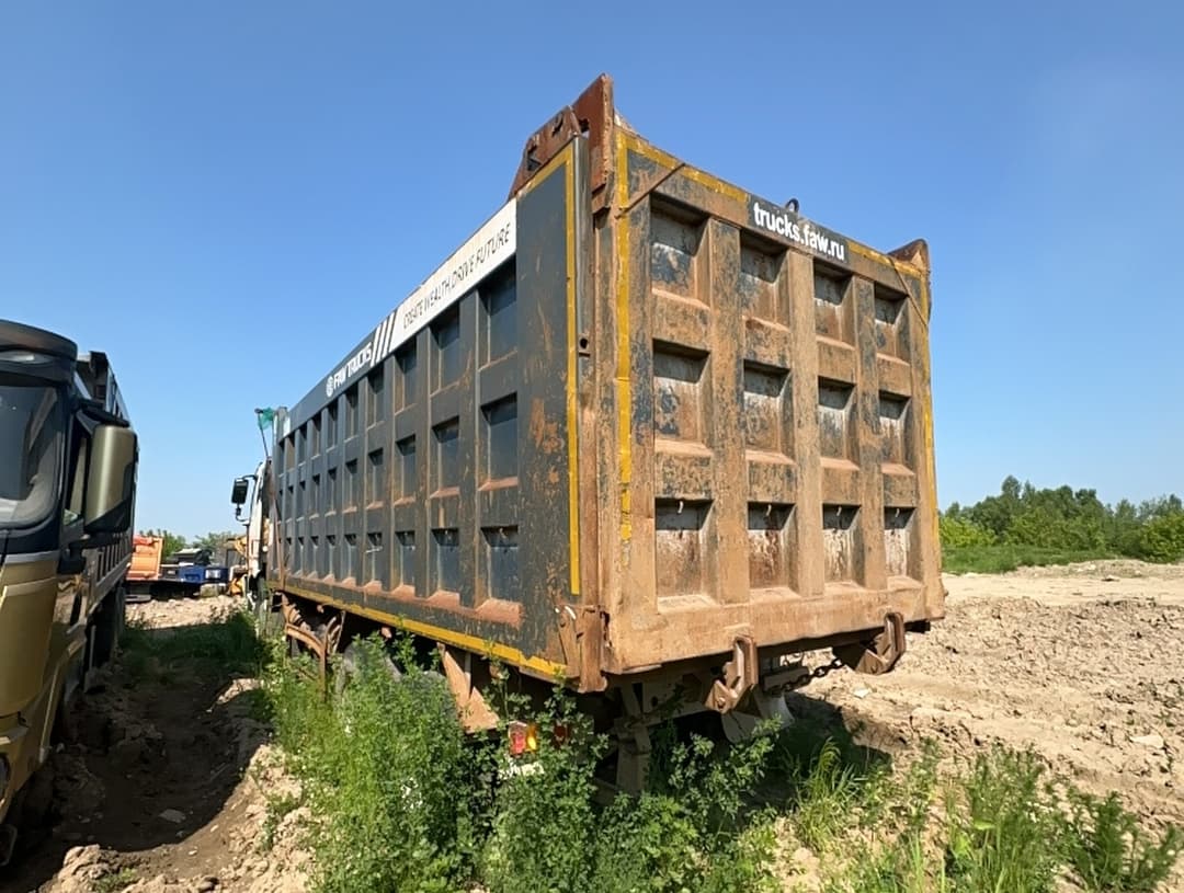 FAW CA 3310 8x4 Самосвал - 4
