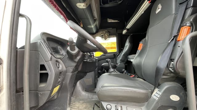 Sitrak C7H 6x4 Седельный тягач - 5