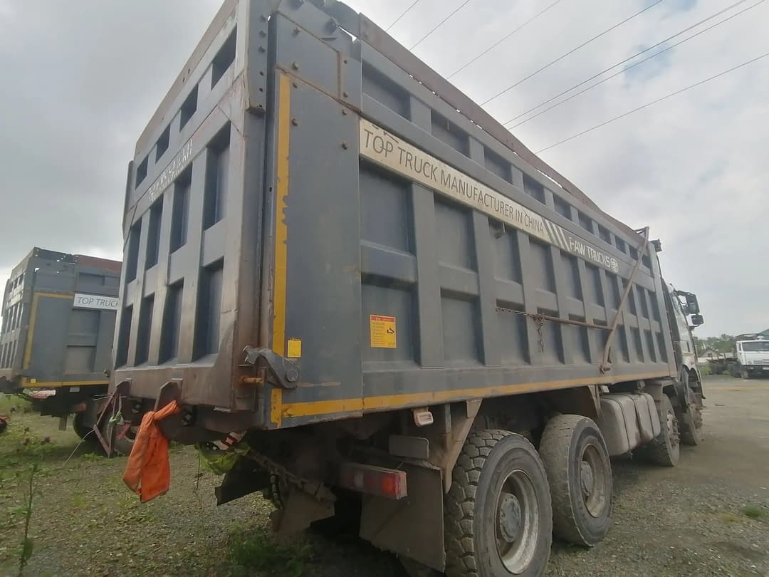 FAW J6 8x4 Самосвал - 3