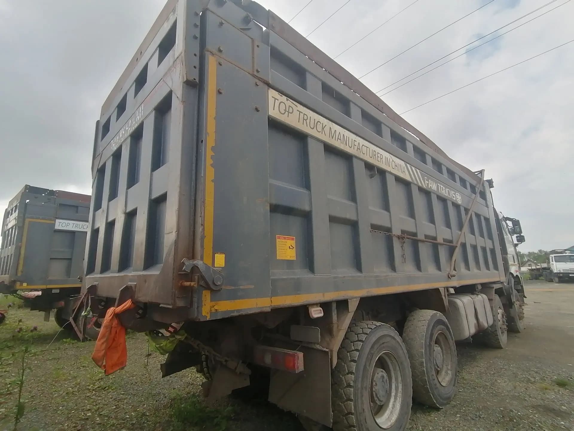 FAW J6 8x4 Самосвал - 3
