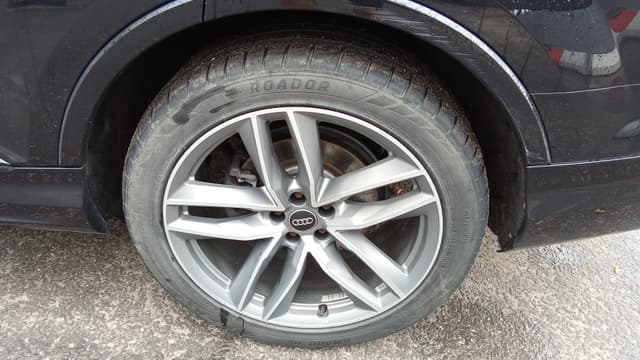 Audi Q7 - 10