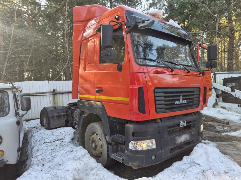 МАЗ 5440 4X2 Седельный тягач - 2