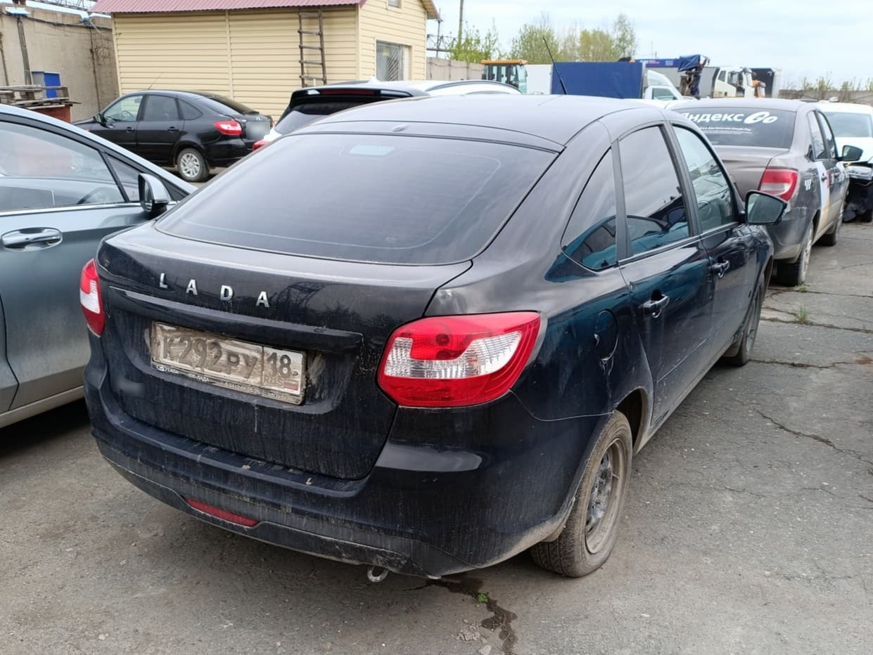 Lada Granta лифтбек - 3