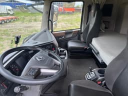 Dongfeng DFH 4x2 Седельный тягач - 5