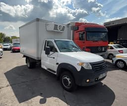 UAZ Profi - 2