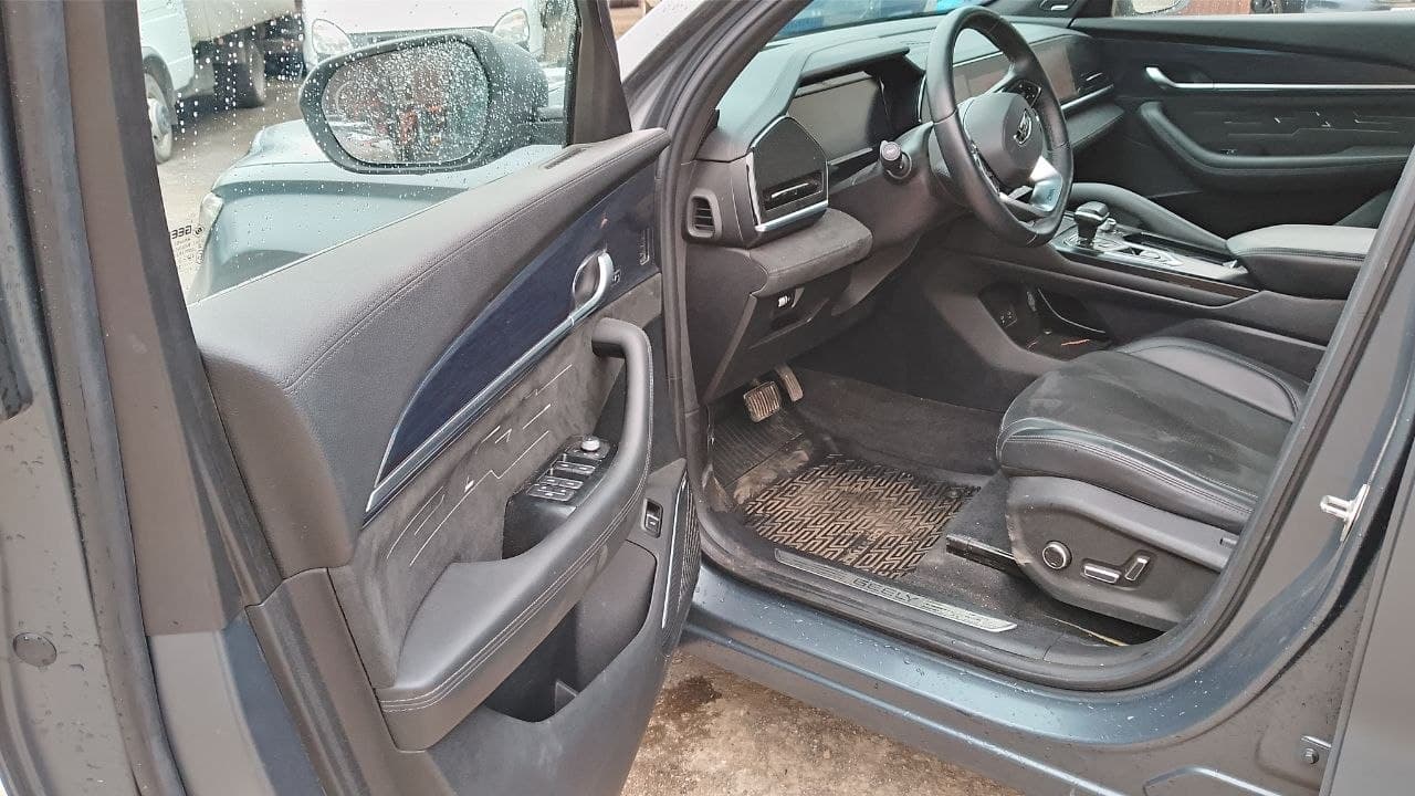 Geely Monjaro - 8