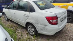 Lada Granta седан - 4