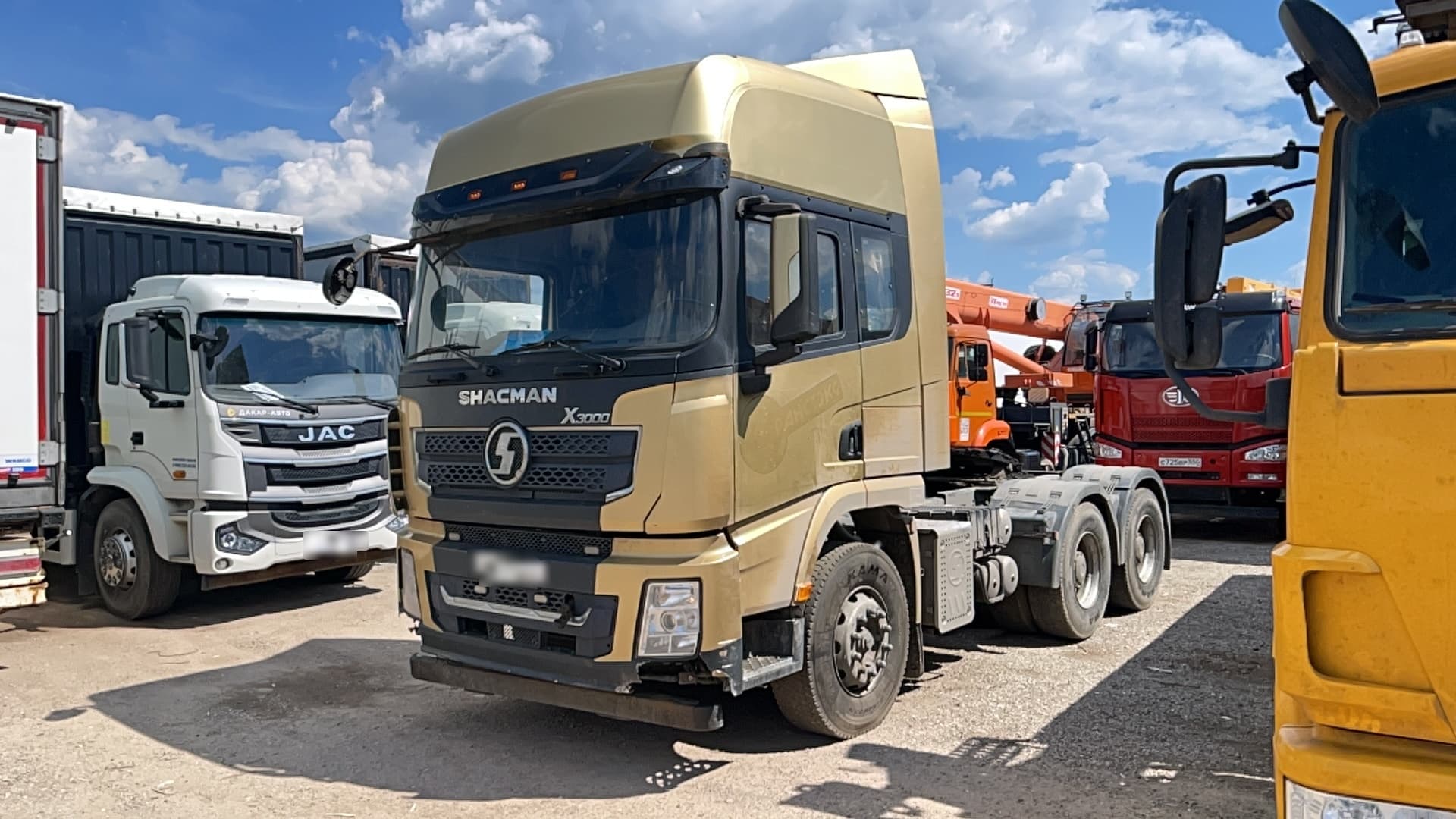 Shacman (Shaanxi) SX* 6x4 Седельный тягач - 1