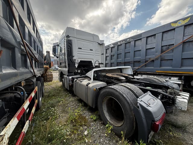 MAN TGX 4X2 Седельный тягач - 4