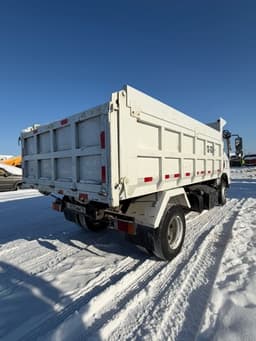 ISUZU ELF 10.5 4x2 Самосвал - 3