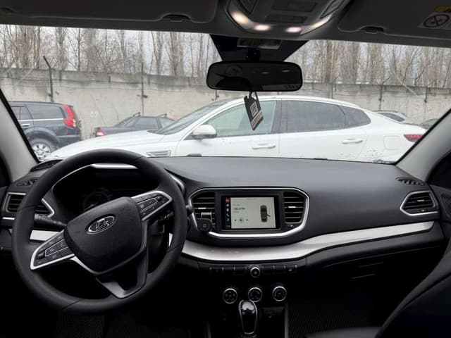 Lada Vesta седан - 5