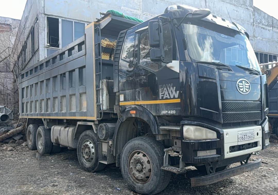 FAW J6 8x4 Самосвал - 2
