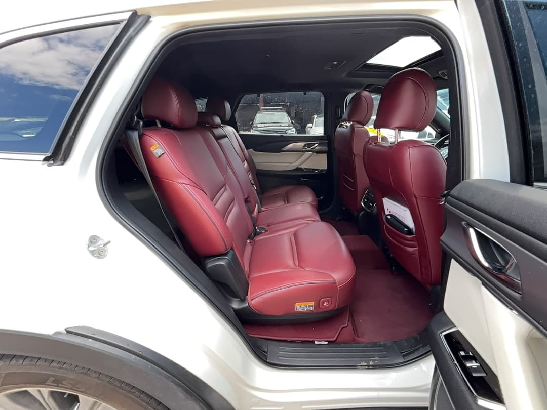 Mazda CX-9 - 9