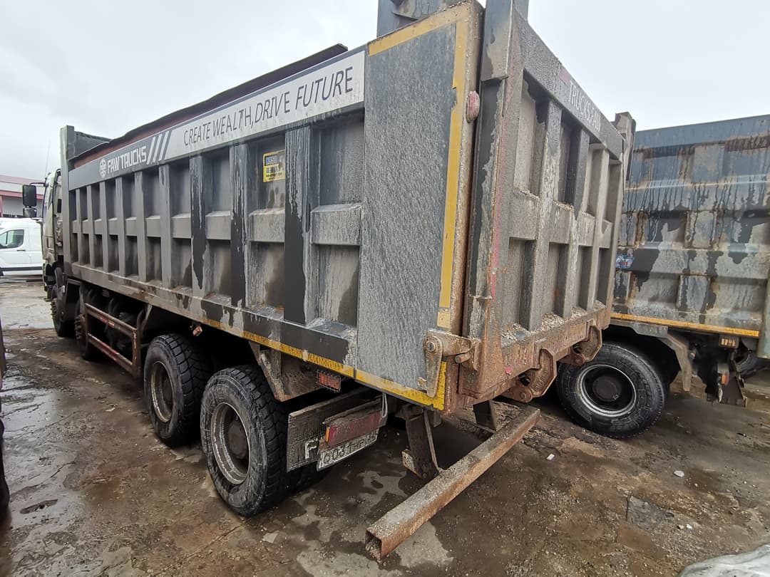 FAW J6 8x4 Самосвал - 4