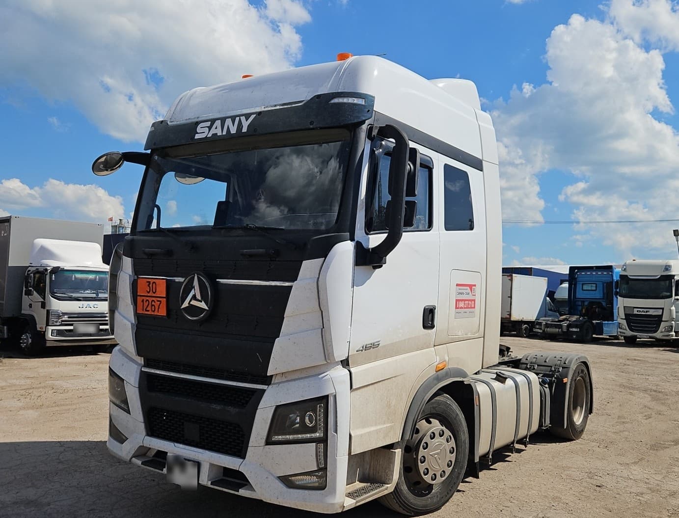 Sany HQC* 4x2 Седельный тягач - 1