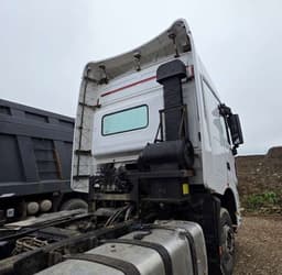 Beiben ND3250 6x4 Седельный тягач - 3