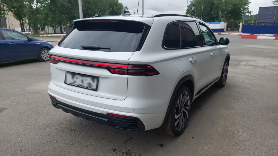 Geely Monjaro - 3