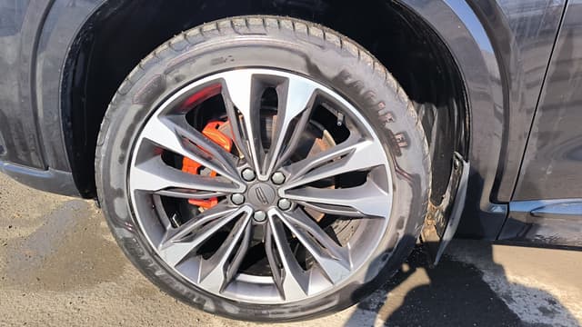 Geely Tugella - 9