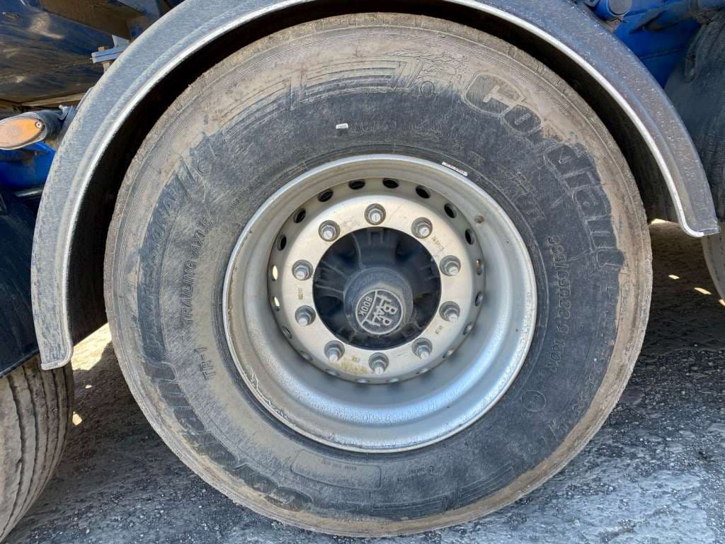 Компания Автоприцепов 9639* Полуприцеп цистерна - 4