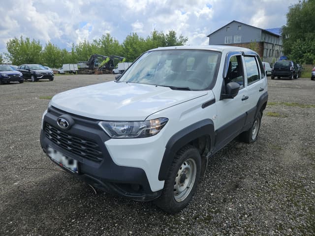 Lada Niva Travel - 1