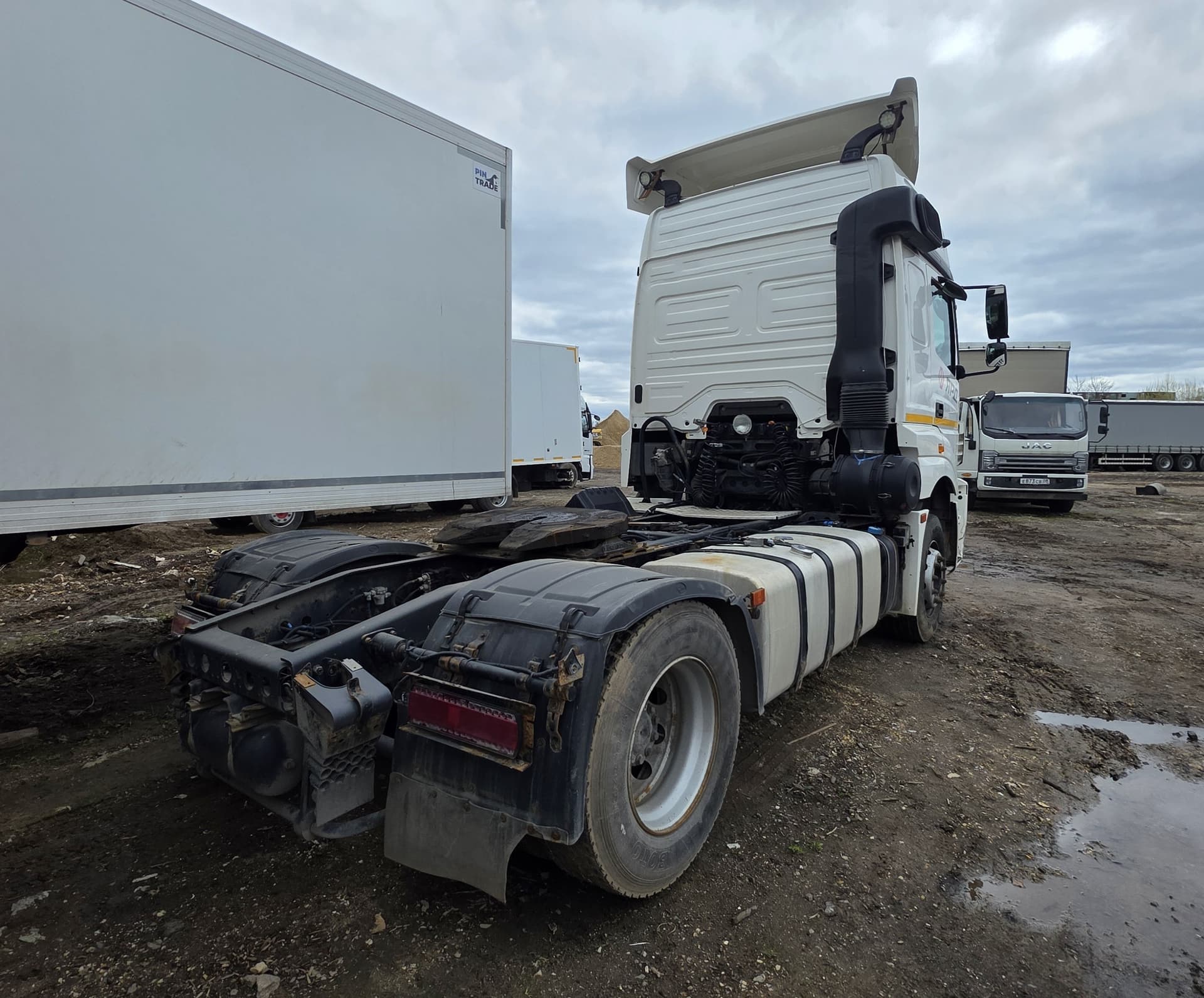 Камаз 5490-033-87 4x2 - 3